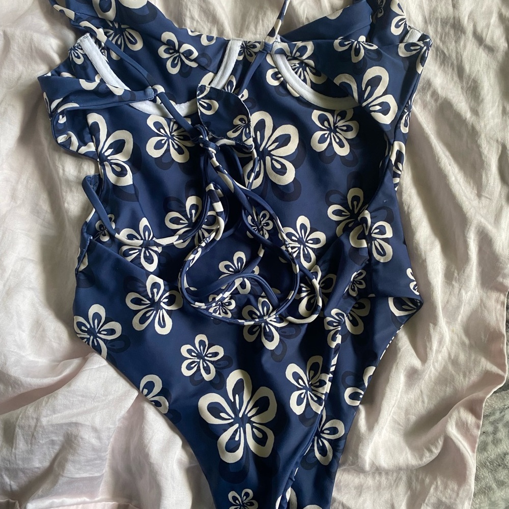 Floral Blue Swimsuit - Picture 2 of 3